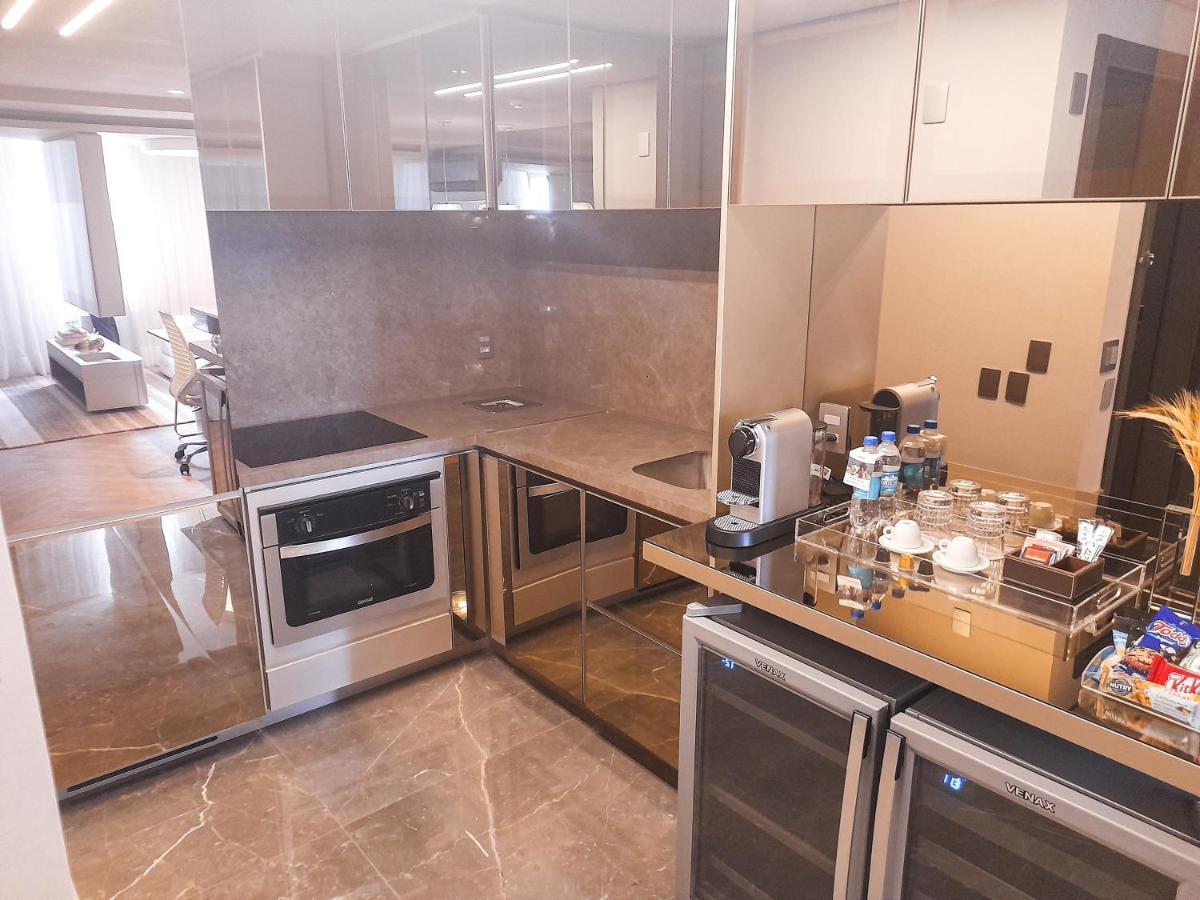 Art Hotel Transamerica Collection Porto Alegre Bagian luar foto A kitchen in a private home