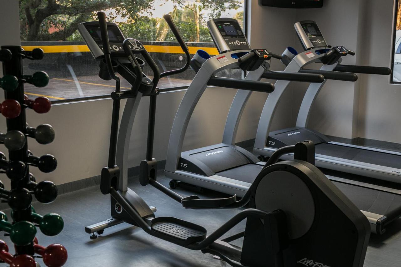 Art Hotel Transamerica Collection Porto Alegre Bagian luar foto Elliptical trainer