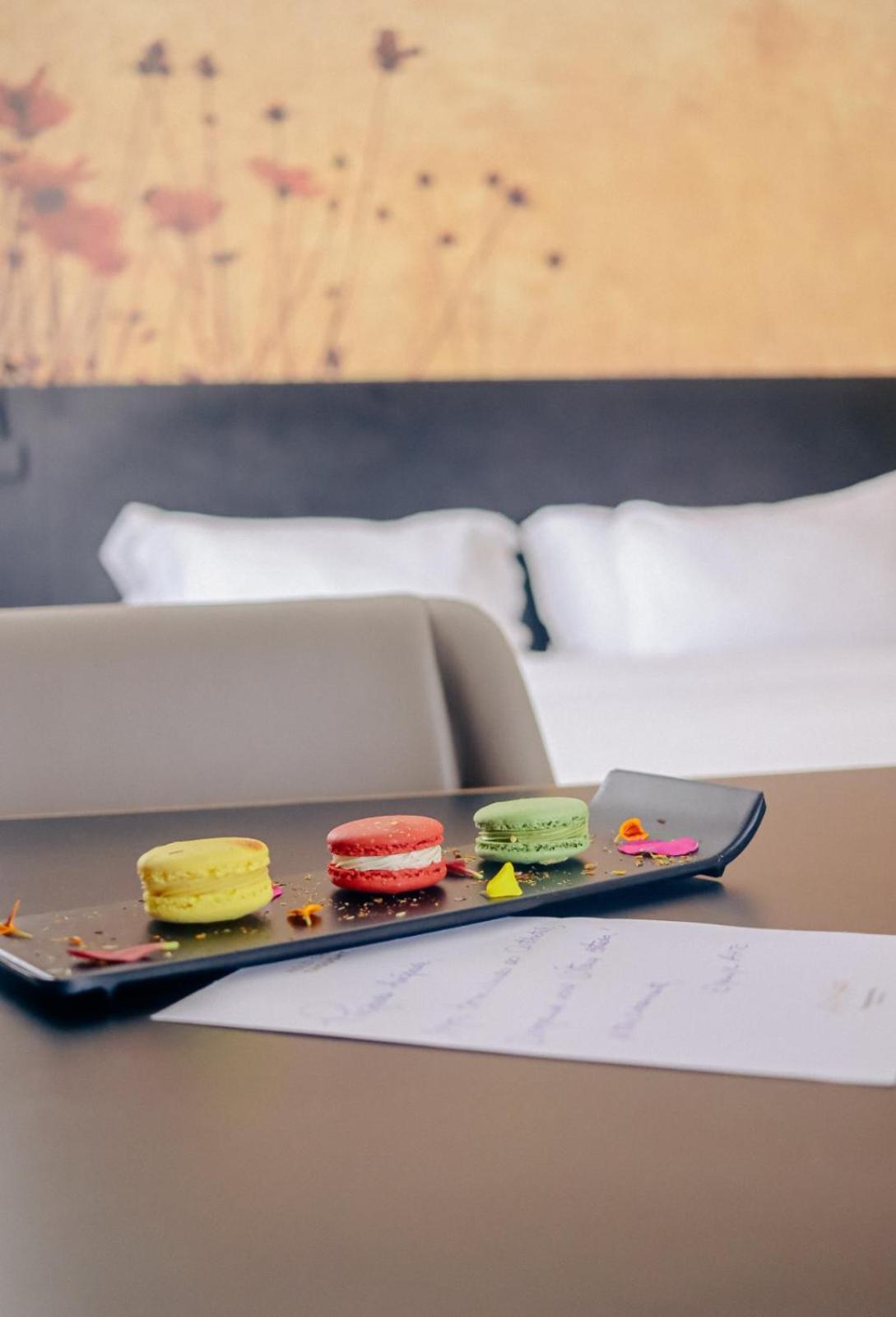 Art Hotel Transamerica Collection Porto Alegre Bagian luar foto Macarons