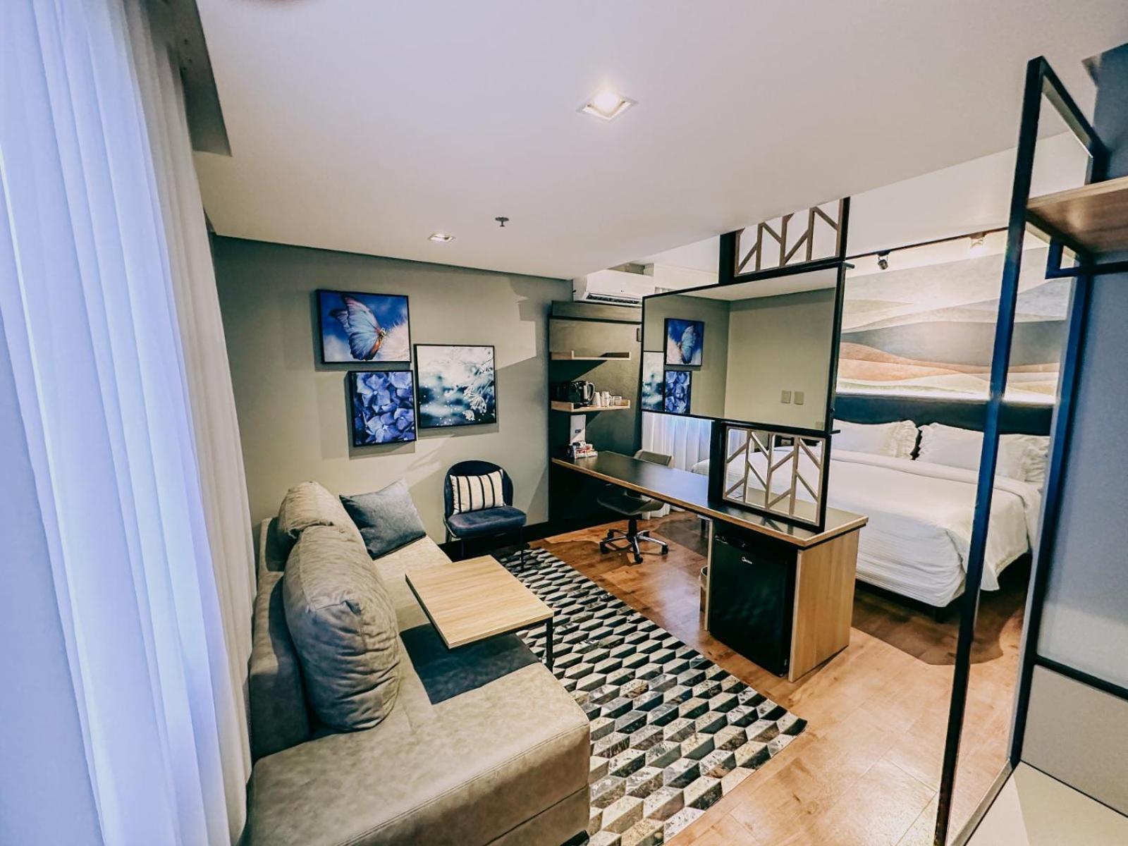 Art Hotel Transamerica Collection Porto Alegre Bagian luar foto A room at the hotel